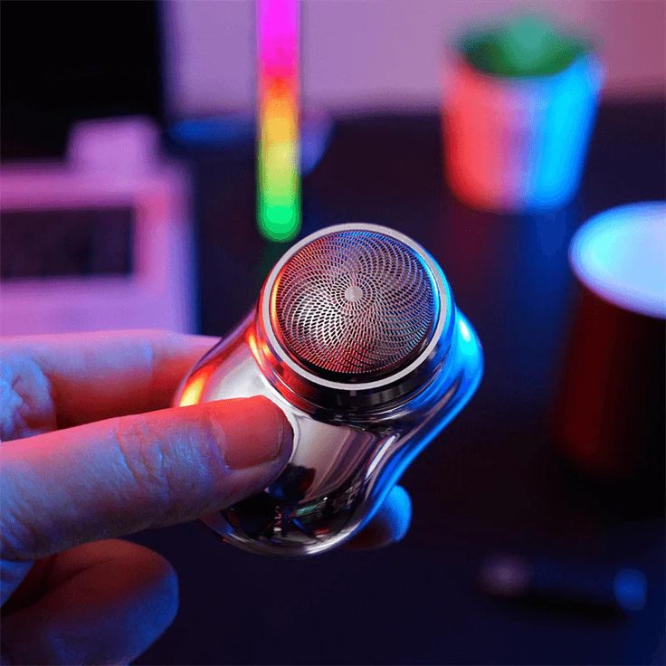 Mini Portable Electric Shaver for Men – USB Rechargeable Travel Beard Trimmer with Stainless Steel Blades